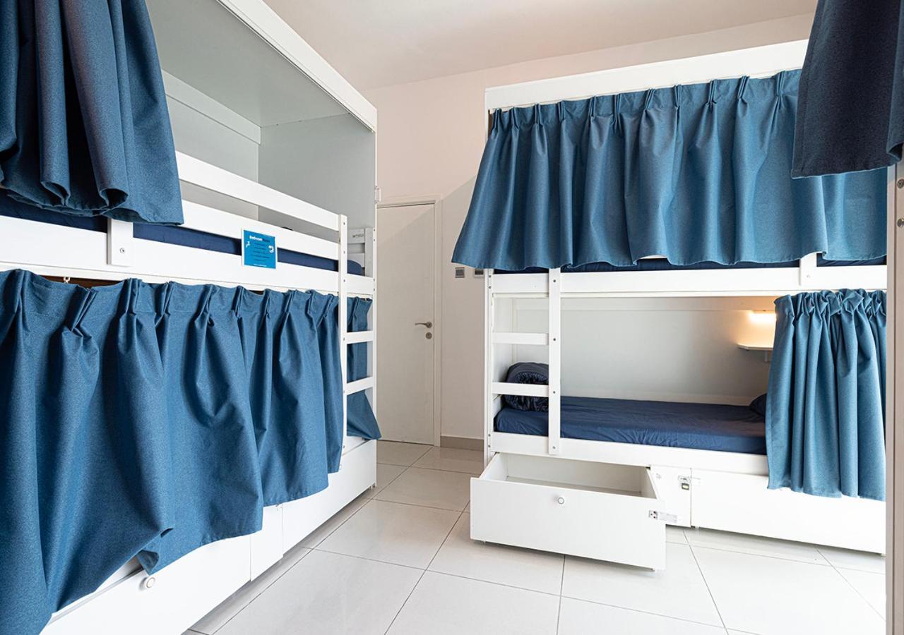 Next'House - Skyview Host Hostel Dubai Exterior photo