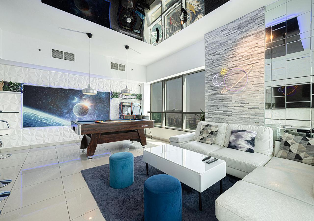 Next'House - Skyview Host Hostel Dubai Exterior photo
