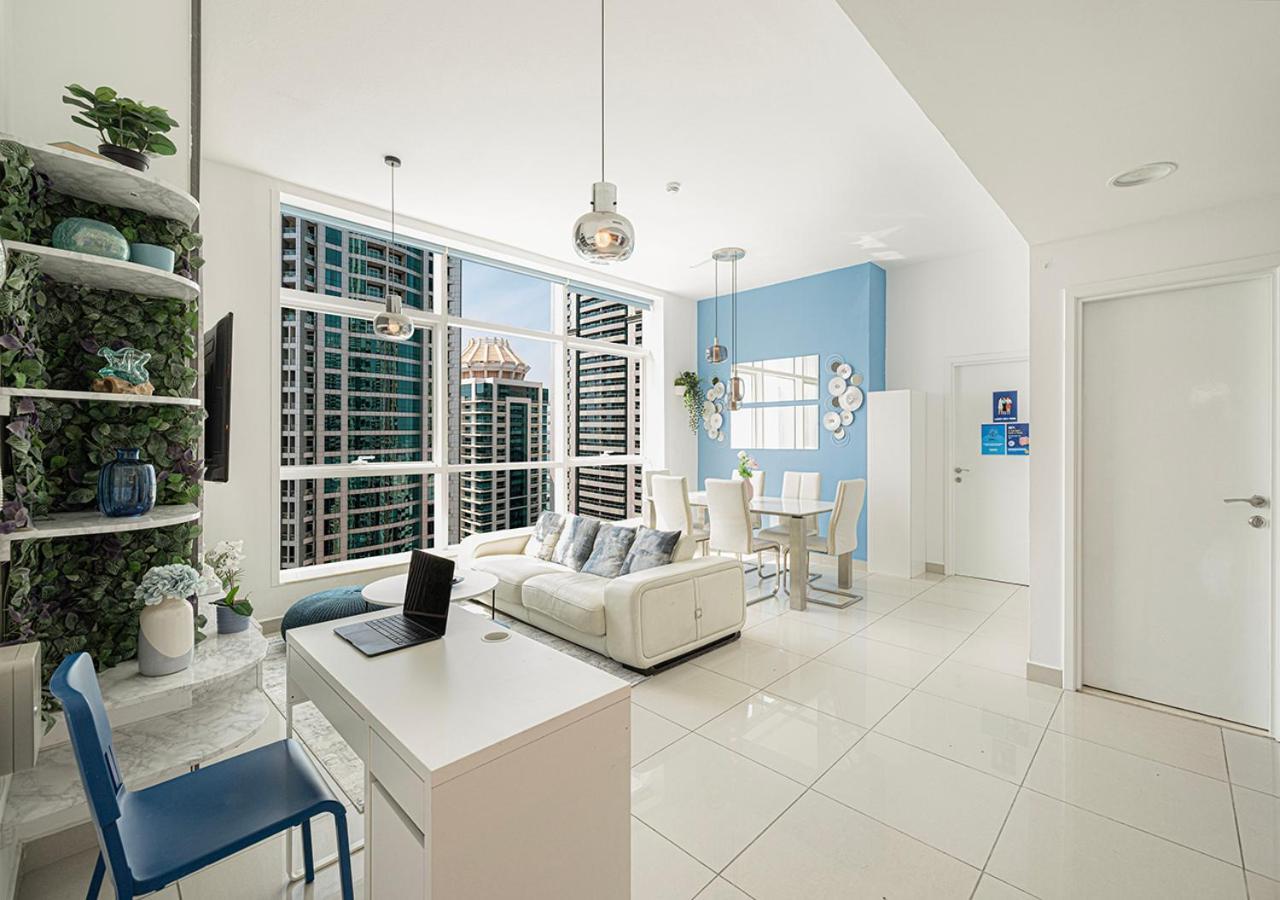 Next'House - Skyview Host Hostel Dubai Exterior photo