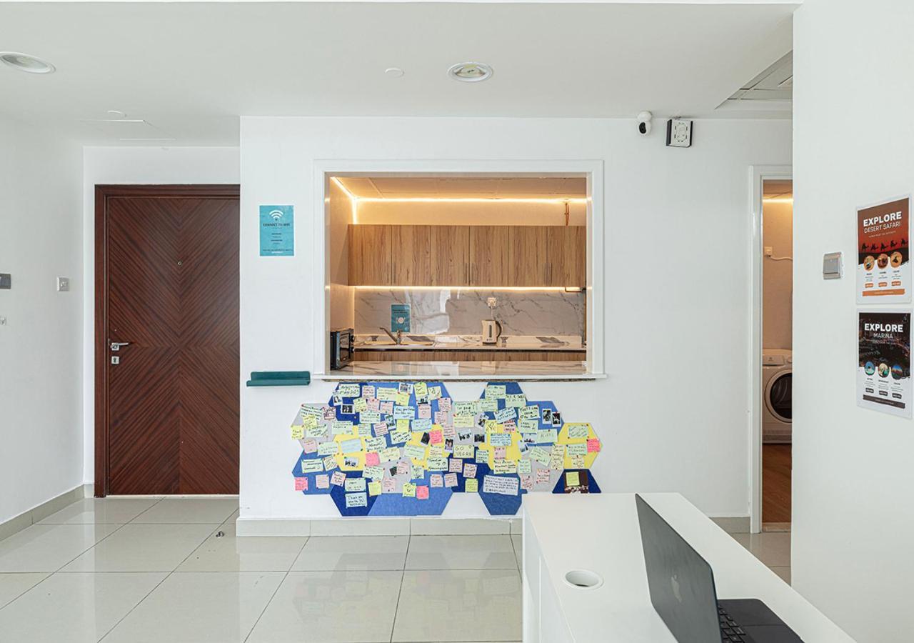 Next'House - Skyview Host Hostel Dubai Exterior photo